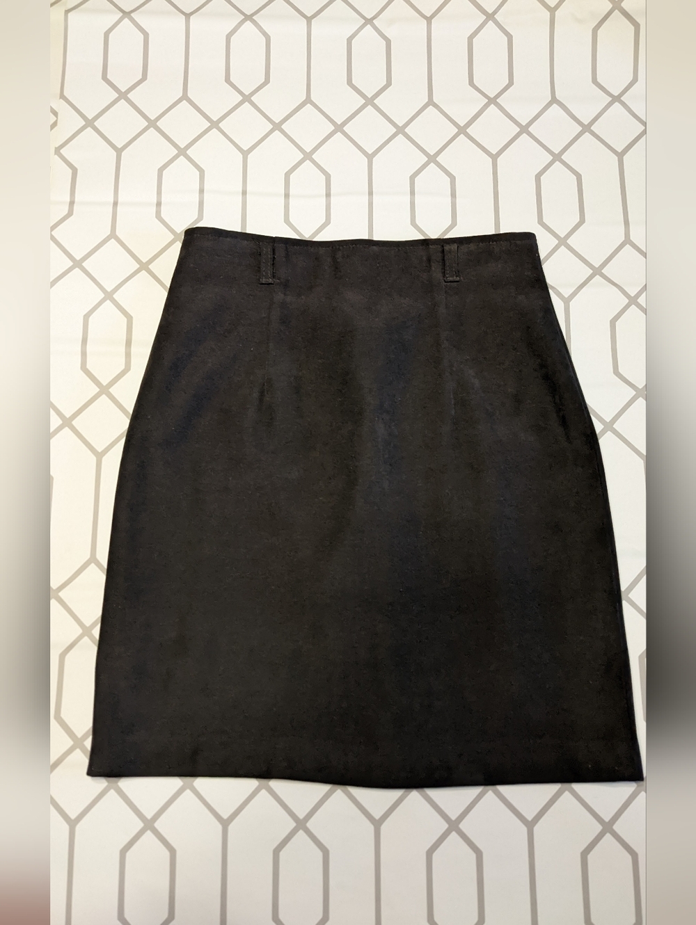 Vintage Women's Velvet Olive Green High Rise Lined Back Slit Pencil Skirt. Sz S